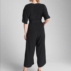 GAP BLACK JUMPSUIT Like New